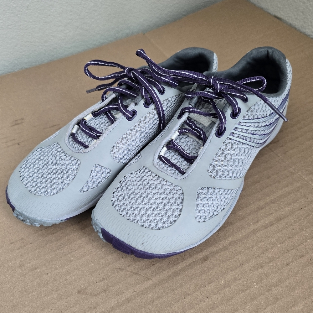 Merrell Barefoot Shoes Pace Glove Womens 7 Light Grey / Parachute Purple
